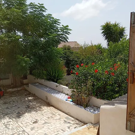 Santa Barbara De Nexe 2 Bedroom House Ferienhaus Distrikt Faro